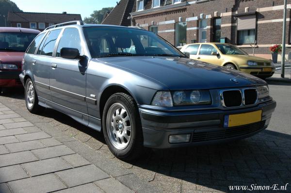 Taxatie Youngtimer BMW E46 316i Touring 1998 (1).JPG