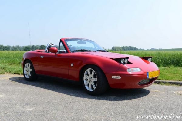 Taxatie Klassieker Mazda MX-5 1992 (1).jpg