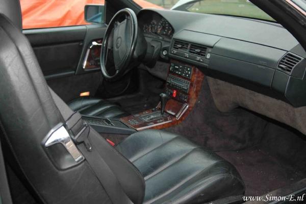 Taxatie Youngtimer Mercedes R129 500SL 1991 2 IA.jpg