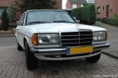 Taxatie Klassieker Mercedes W123 300D 1983 1 RVA.jpg