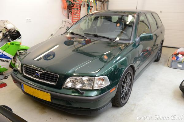 Taxatie Youngtimer Volvo 1998 V40 T4 Sport (1).jpg