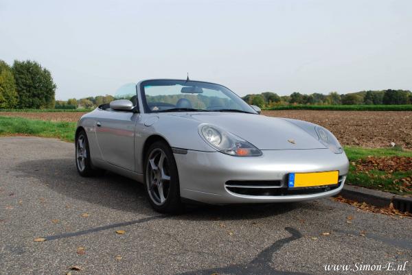 Taxatie Youngtimer Porsche 996 1999  911 Cabriolet (1).jpg