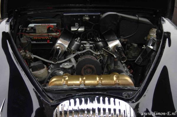 Taxatie Daimler V8-250 1968 3 MA.jpg