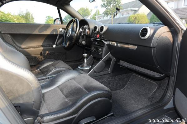 Taxatie Youngtimer Audi 2000 TT Roadster  (2).JPG