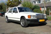 Taxatie Klassieker Mercedes W201 190D 1985 1 RVA.jpg