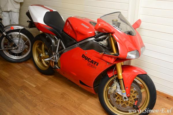 Taxatie Ducati 2002 998R Testastretta (1).JPG