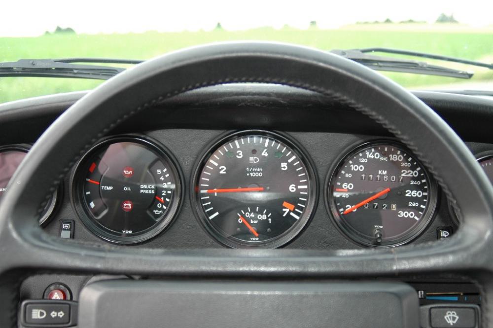 Porsche 911 Turbo 1986 (15).JPG