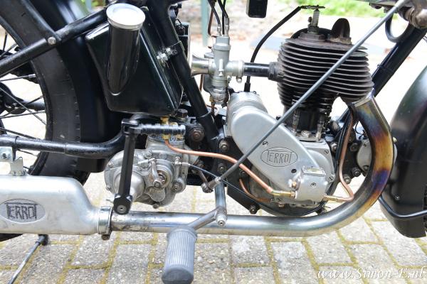 Taxatie Oldtimer Terrot HST 1932 (2).JPG