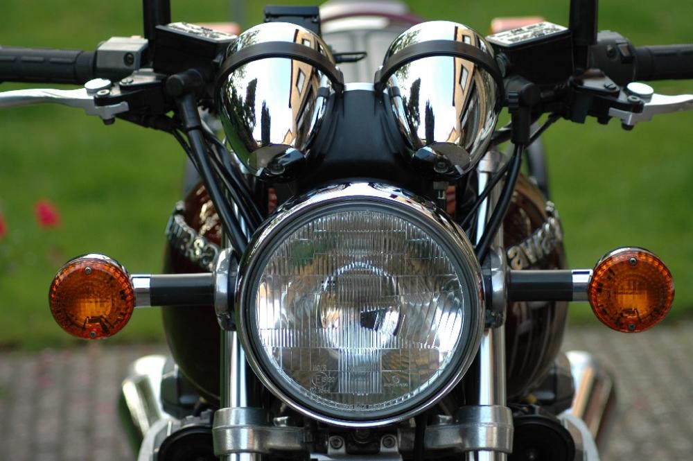 Kawasaki Zephyr 1100 [1994] (08).JPG