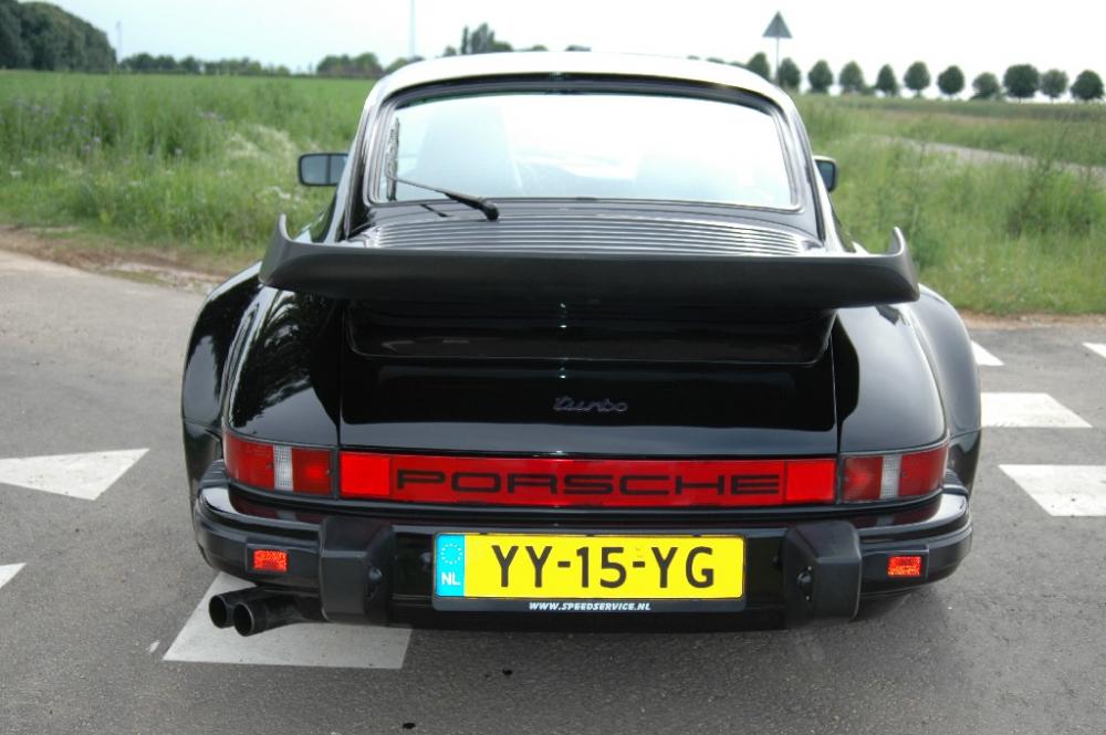 Porsche 911 Turbo 1986 (09).JPG