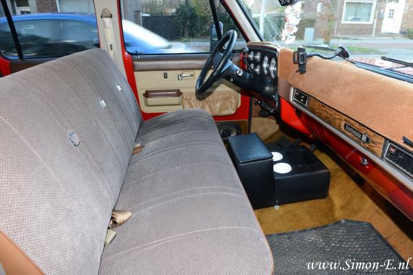 Taxatie Chevrolet 1976 Suburban (2).JPG