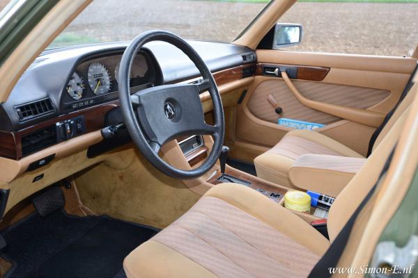 Taxatie Klassieker Mercedes W126 280S 1983 (2).jpg