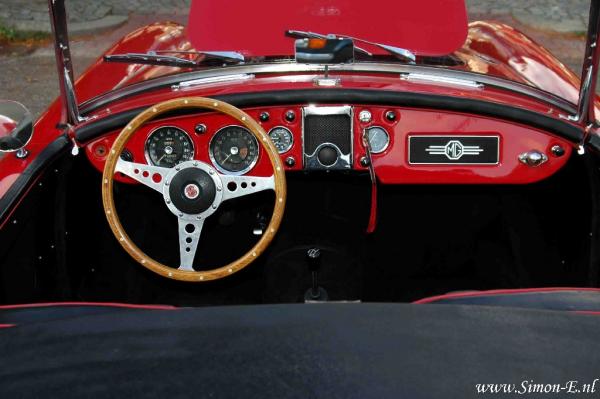 Taxatie Klassieker MG 1958 MGA 1500 2 IA.jpg